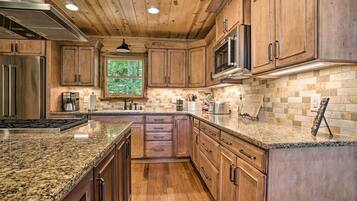 House (2 Bedrooms) | Bahagian dalam