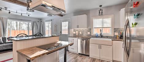 House (2 Bedrooms) | Interior