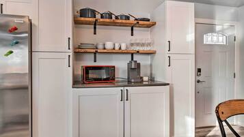 ํ์ฐ์ค (2 Bedrooms) | ๋ด๋ถ