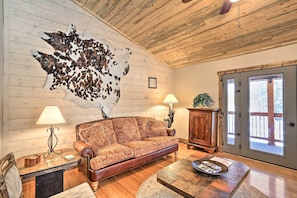 House (3 Bedrooms) | Interior - Pagosa Springs Gem w/ Yard, Decks + Mtn Views! (Pagosa Springs)