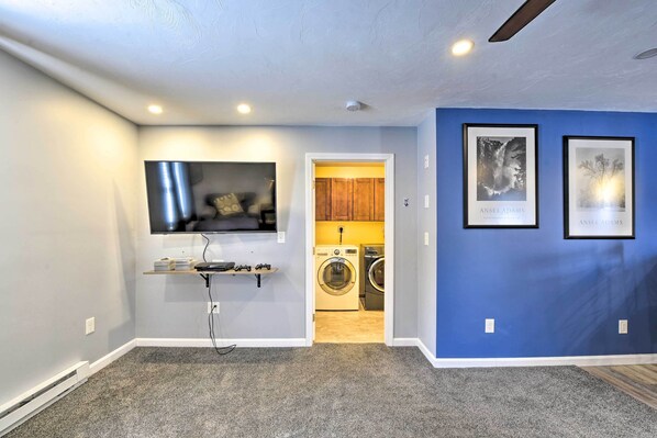 Apartment (1 Bedroom) | Interior