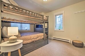 Interior - Vermont Retreat - 8 Mi to Killington Ski Area (Killington)