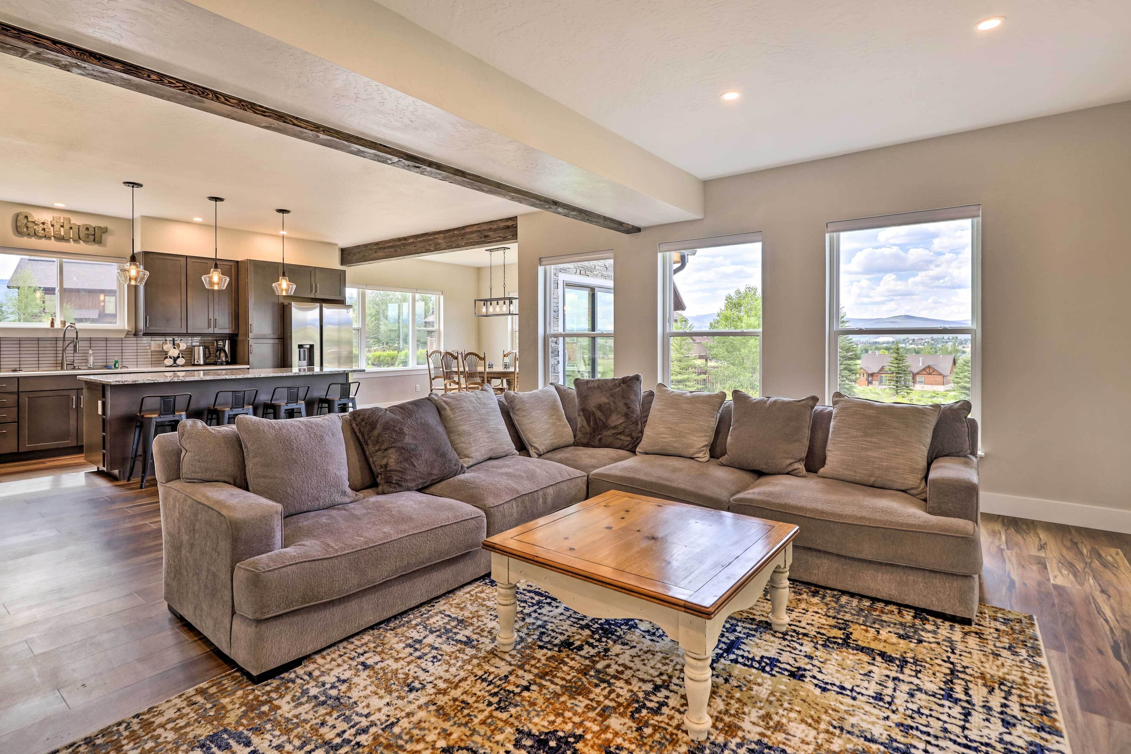 House (4 Bedrooms) | Interior