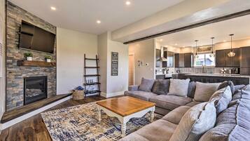 House (4 Bedrooms) | Interior