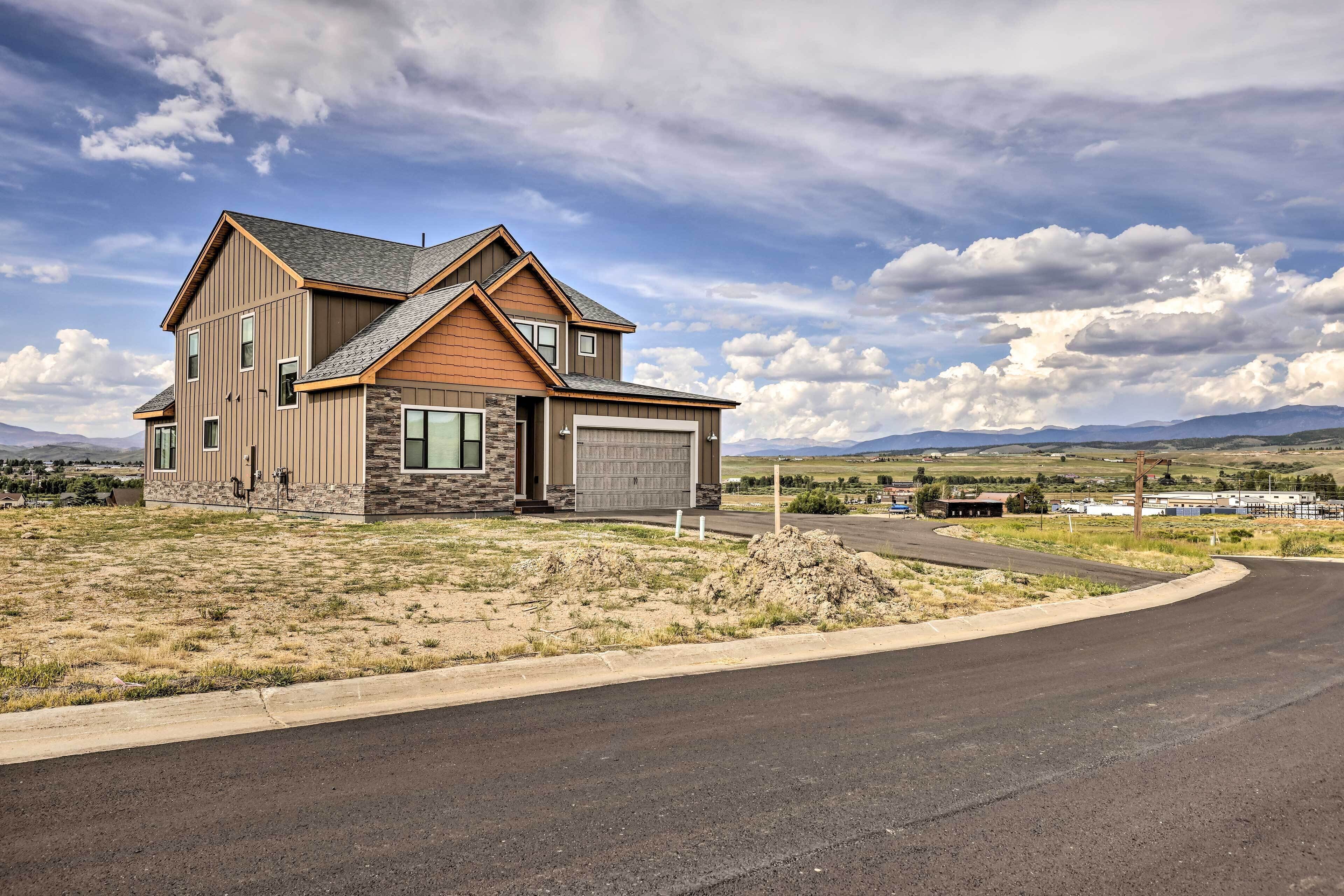 House (4 Bedrooms) | Interior