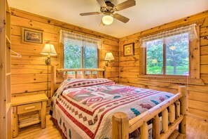 2 bedrooms, bed sheets