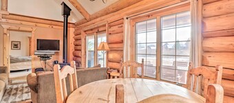 Mountain Views & Fire Pit: Granby Retreat!