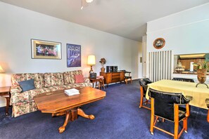 Interior - Historic Galveston Apartment - 1 Mi to The Strand! (Galveston)