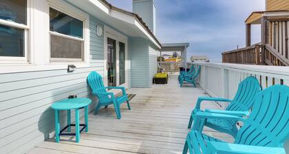 Steps to Beach: Galveston Vacation Rental!