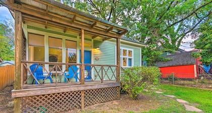 Colorful Cottage w/ Deck ~ 5 Mi to Downtown!