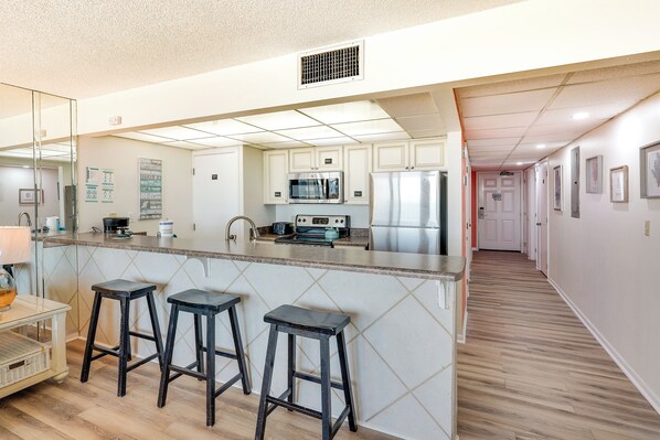 Apartment (2 Bedrooms) | Interior - PCB Vacation Rental w/ Sweeping Ocean Views! (Panama City Beach)