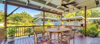 基亞奧公寓位於美麗的土地上，附泳池和甲板