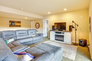 House (4 Bedrooms) | Interior - Spacious Granby Home w/ Views < 2 Mi to Ski + Golf (Granby)