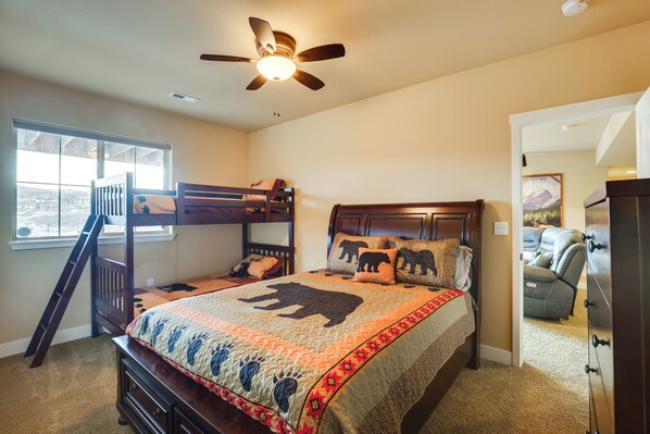 Interior - Spacious Granby Home w/ Views < 2 Mi to Ski + Golf (Granby)