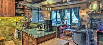 Ski-in Penthouse in Breckenridge w/ Pool Access!