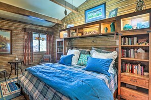 Apartment (1 Bedroom) | Interior - Ski-in Penthouse in Breckenridge w/ Pool Access! (Breckenridge)