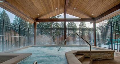 Ski-in Penthouse in Breckenridge w/ Pool Access!