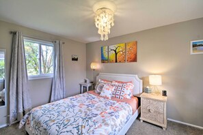 1 makuuhuone, silitysrauta/-lauta, vuodevaatteet