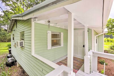 Cozy Obrien Home w/ Fire Pit & Patio Near Rivers!