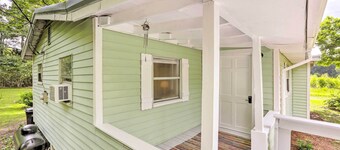 Cozy Obrien Home w/ Fire Pit & Patio Near Rivers!