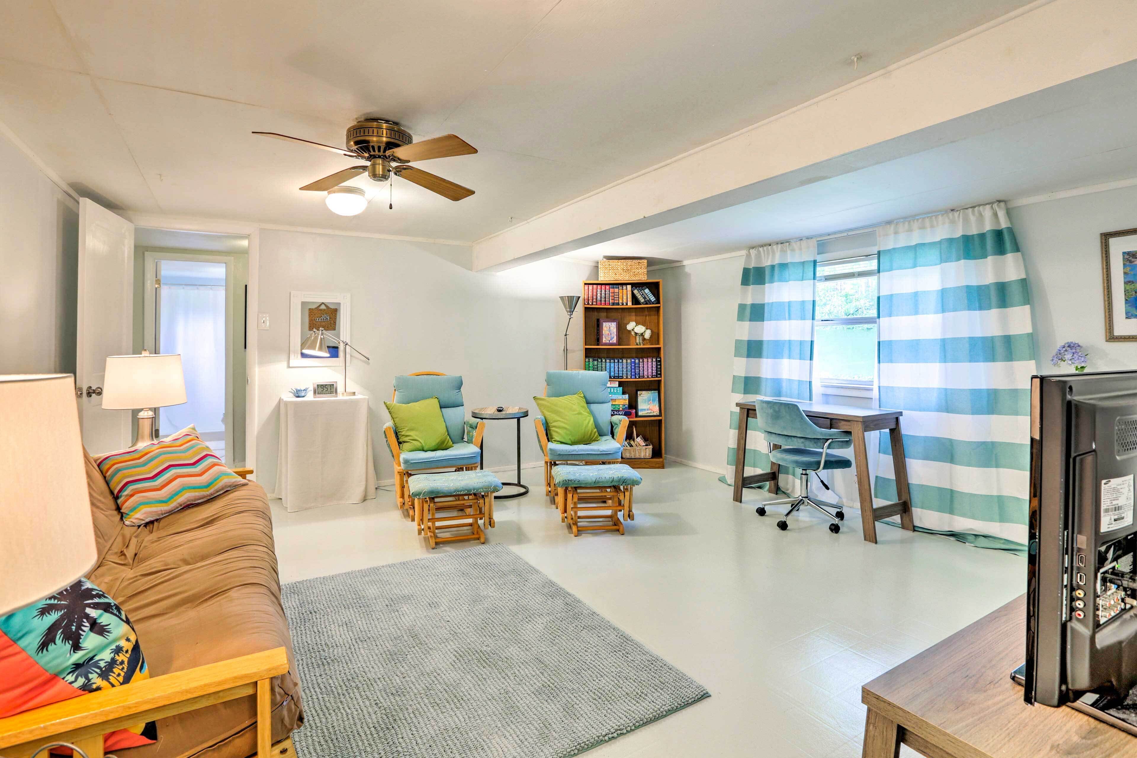 House (2 Bedrooms) | Interior