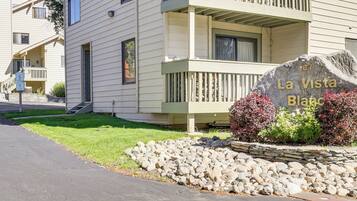 Apartment (0 Bedroom) | Interior