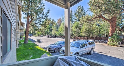 Cozy Mammoth Lakes Studio: 5 Mi to Ski Slopes