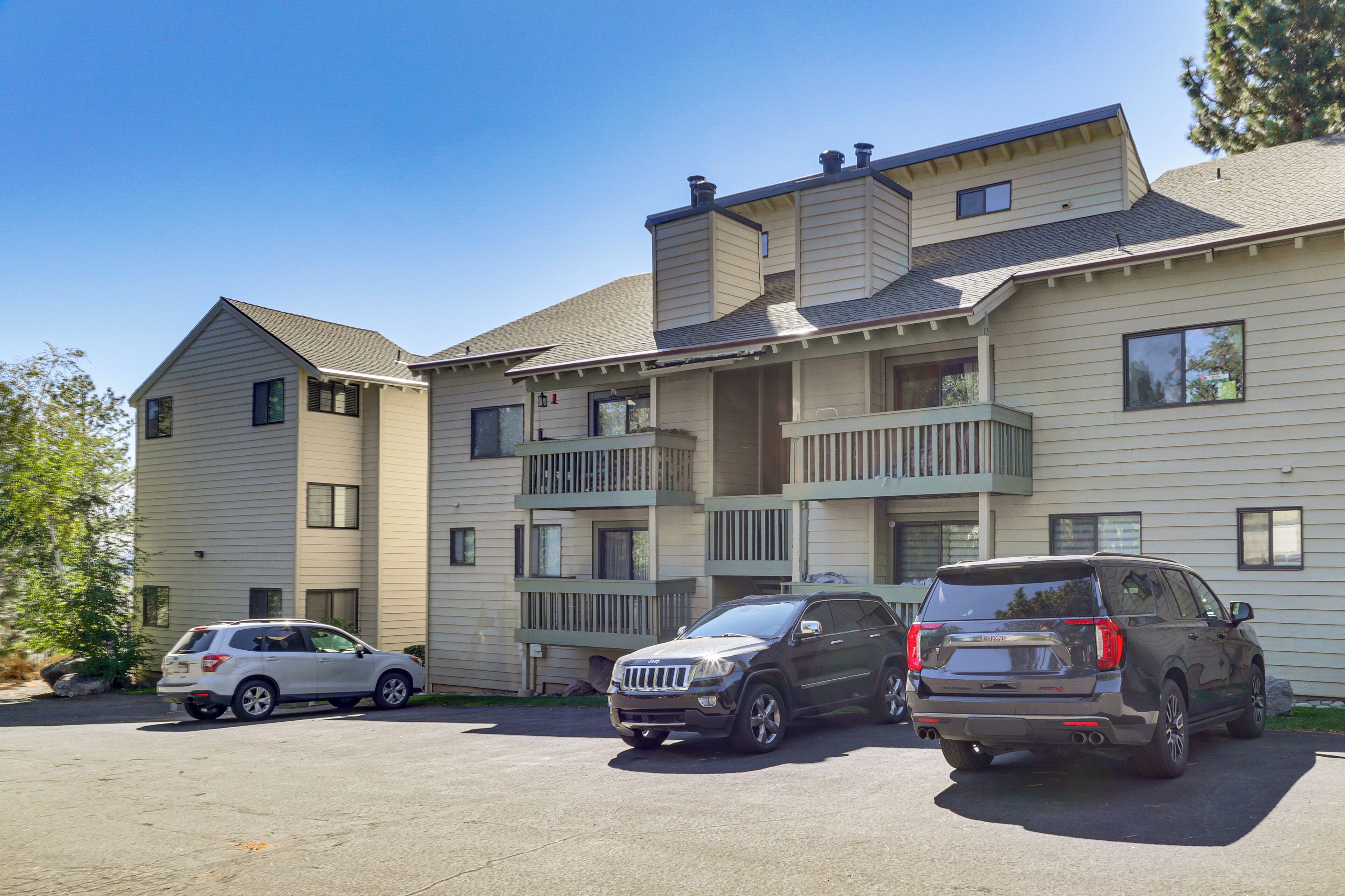 Apartment (0 Bedroom) | Interior