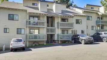 Apartment (0 Bedroom) | Bahagian dalam