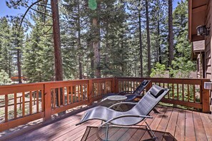 House (4 Bedrooms) | Interior - Close to Slopes: Forest-view Gem in Lake Tahoe (South Lake Tahoe)