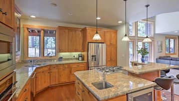 Rumah (4 Bedrooms) | Interior