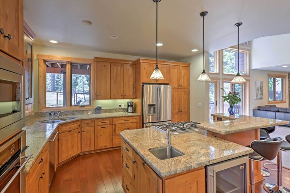 House (4 Bedrooms) | Interior