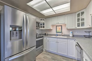 House (3 Bedrooms) | Interior - Canalfront Home w/ Dock & Access to Gulf of Mexico (Hudson)