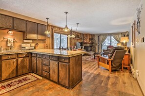 Apartment (2 Bedrooms) | Interior - Gorgeous Winter Park Condo w/ Private Deck! (Winter Park)