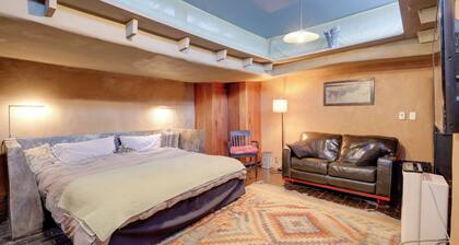Adobe Studio: 2 Blocks to Dtwn Santa Fe Plaza!