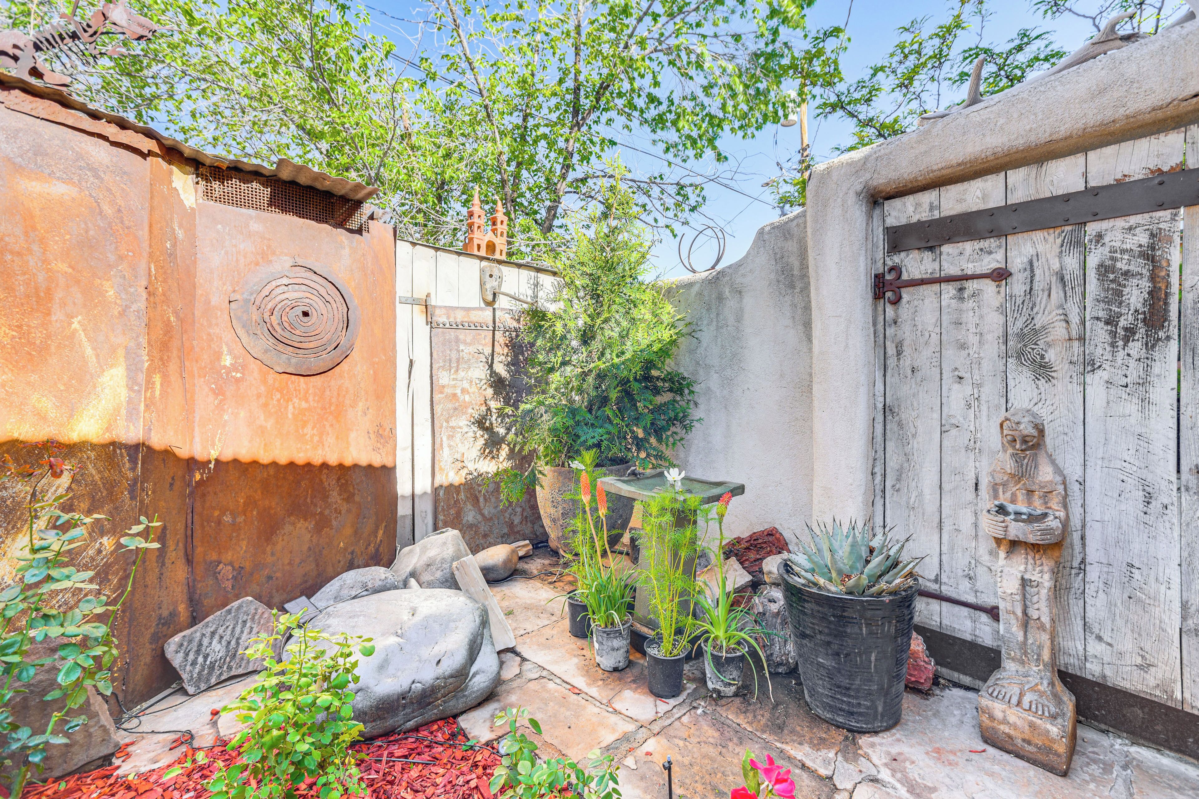 Apartment (0 Bedroom) | Bahagian dalam