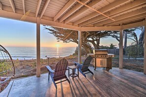 Apartment (2 Bedrooms) | Interior - < 1 Mi to Mussel Rock Park! Cliffside Pacifica Gem (Pacifica)