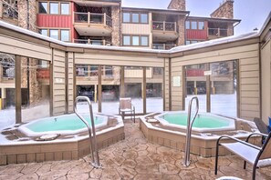 Interior - Walk to Ski Resort: Breckenridge Condo w/ Hot Tub! (Breckenridge)