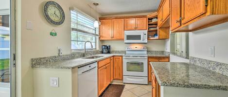 單棟房屋 (3 Bedrooms) | 內部