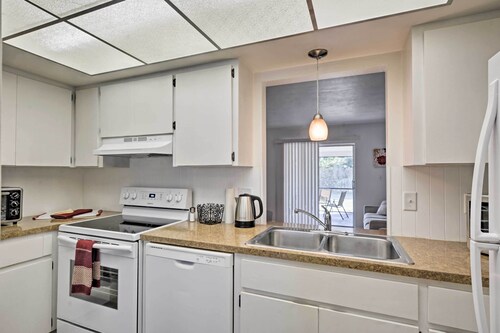 Gorgeous Cape Coral Duplex Home w/ Modern Interior