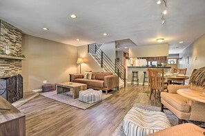 Interior - Cozy Vail Condo ~ 4 Mi to Vail Ski Resort! (Vail)