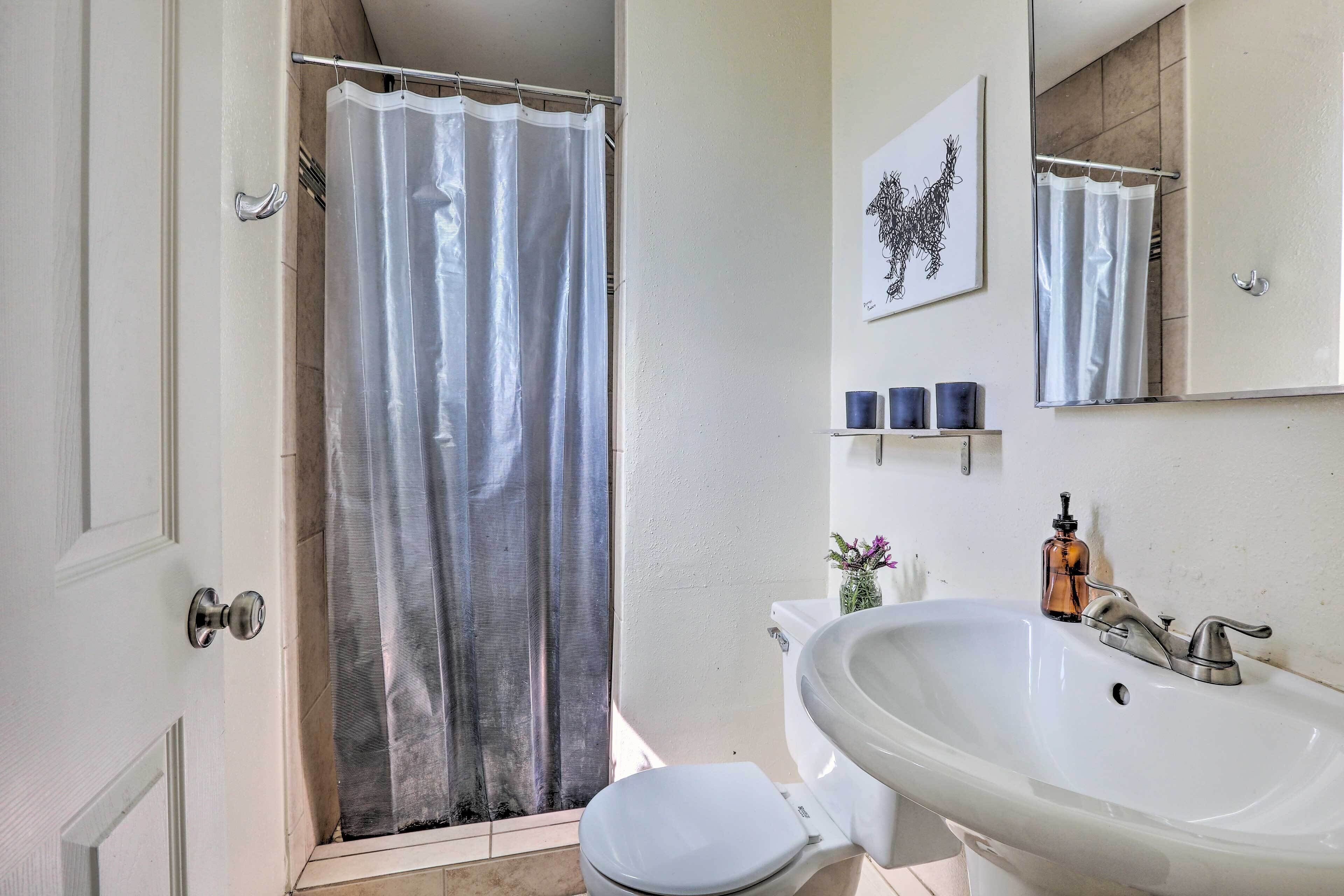 House (2 Bedrooms) | Interior