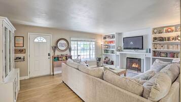 Rumah (2 Bedrooms) | Interior