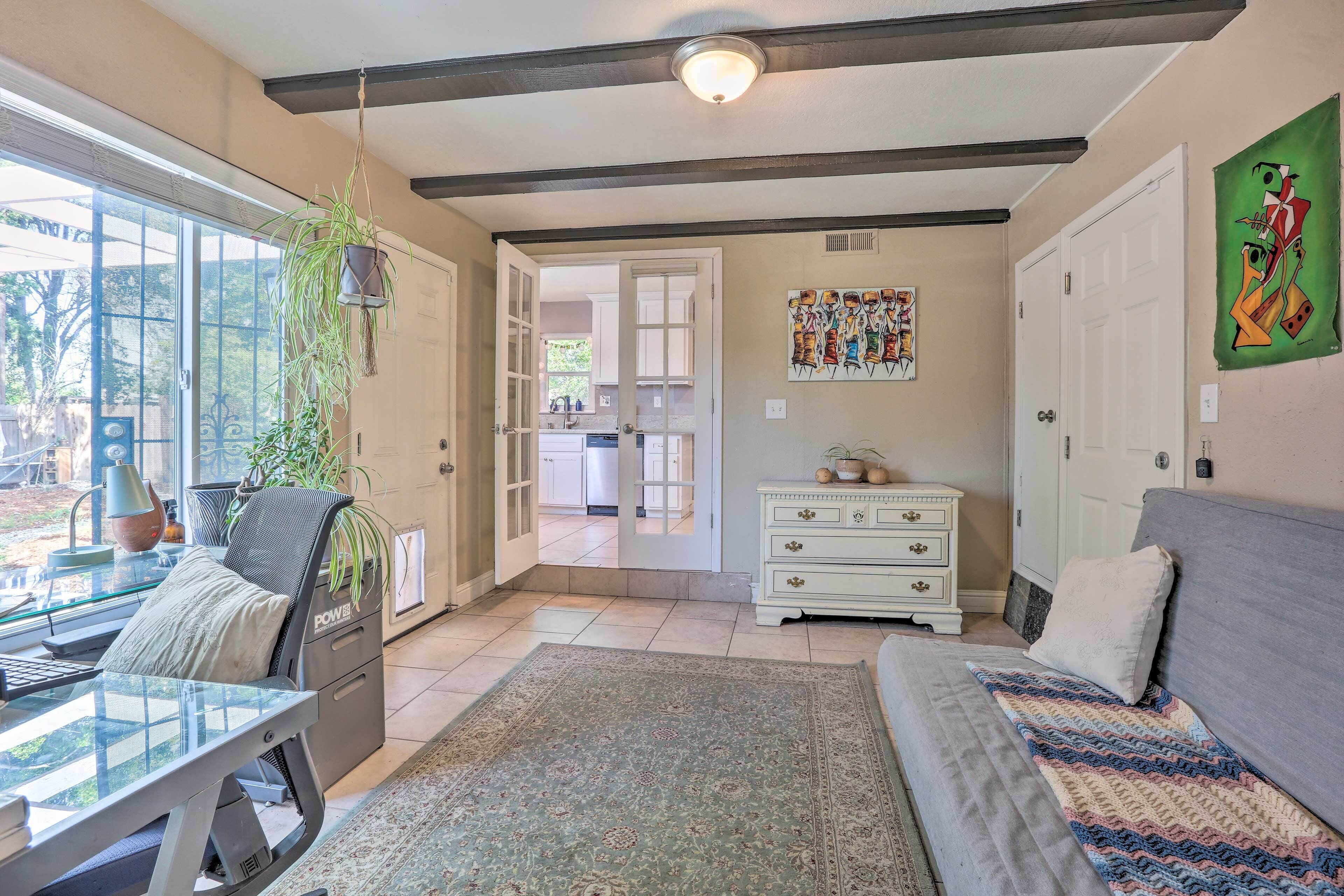 House (2 Bedrooms) | Interior