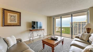 Apartment (2 Bedrooms) | Front of property