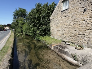 Khuôn viên nơi lưu trú