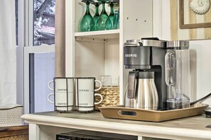 Interior - Studio w/ Pool & Gas Grill < 1 Mi to River (Jacksonville)