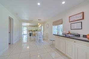 House (3 Bedrooms) | Interior - 'laurel on the Lakes' Floral City Escape w/ Canoe! (Floral City)