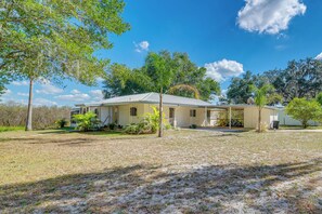 House (3 Bedrooms) | Interior - 'laurel on the Lakes' Floral City Escape w/ Canoe! (Floral City)