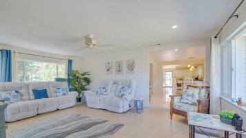 ุงูู
ูุดุฃุฉ ู
ู ุงูุฏุงุฎู